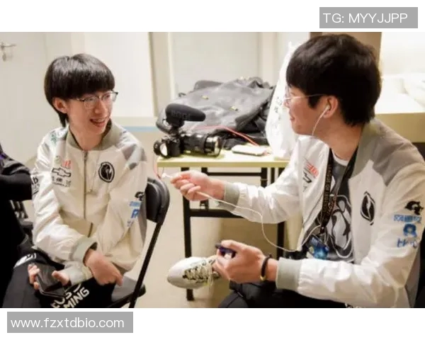 S15电竞CSGO热点分析RNG战队在比赛中的战略控制与表现解读